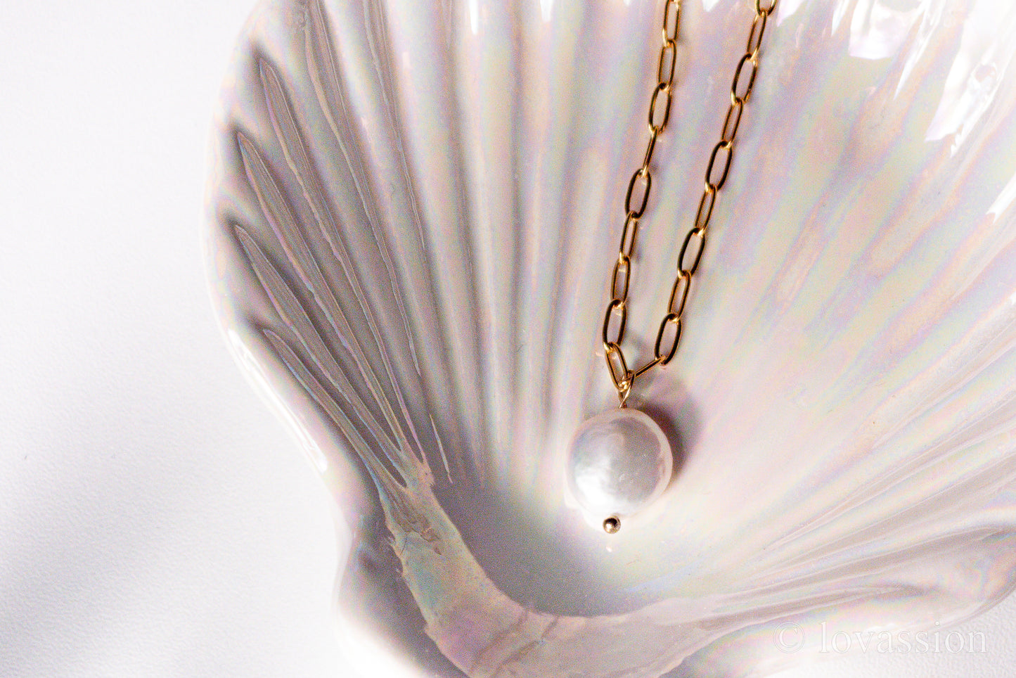 freshwater baroque pearl necklace