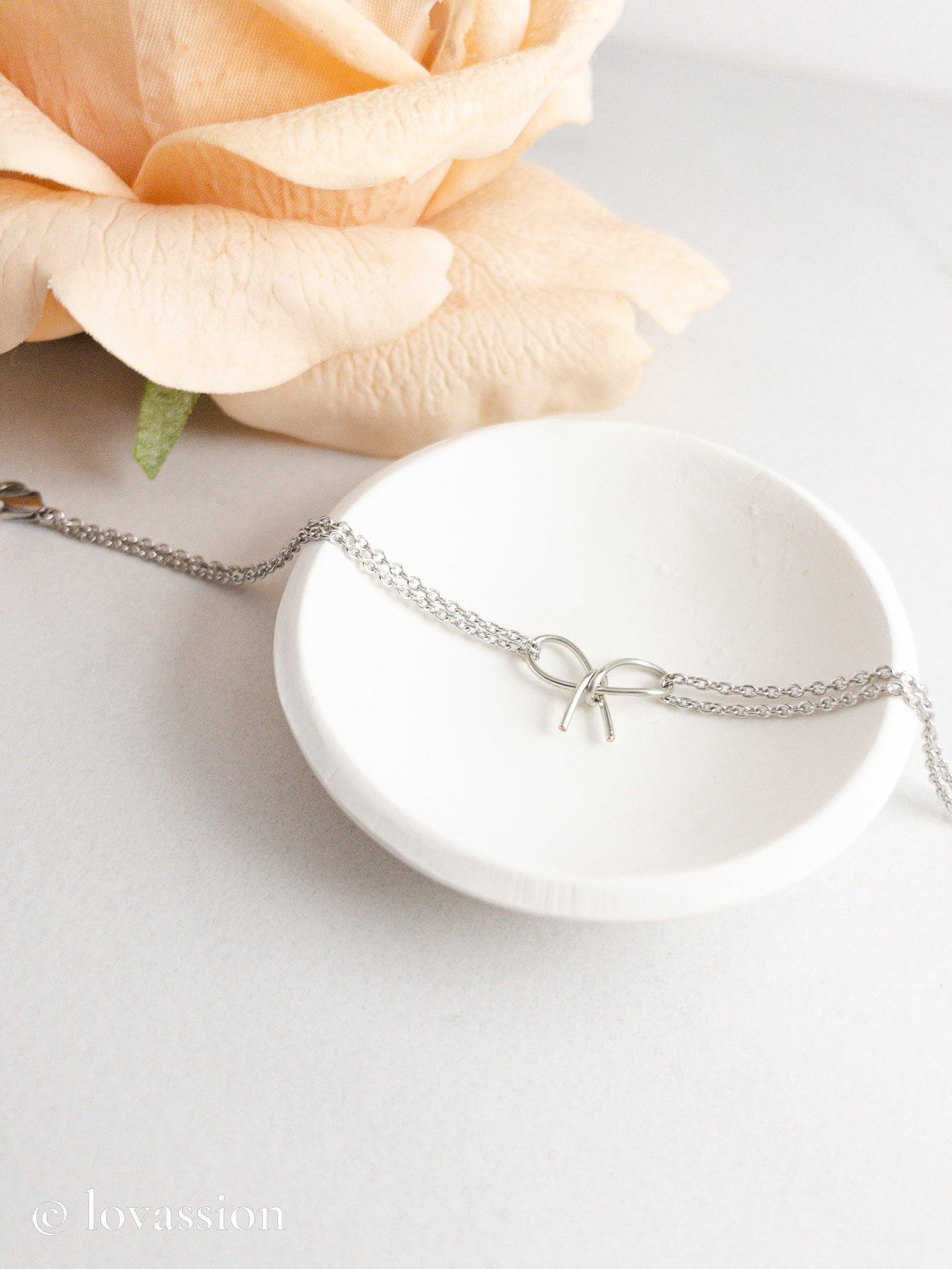 Tie the Knot Bow Bracelet | 14K Bridesmaid Jewelry - Lovassion
