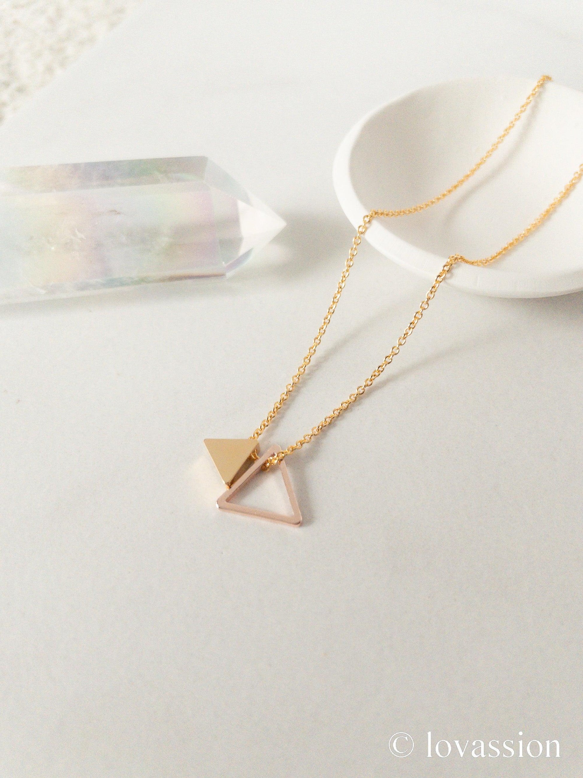 14K Double Triangle Necklace - Lovassion