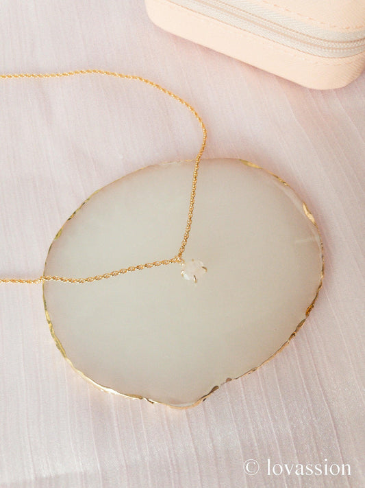 14K Tiny Rose Quartz Necklace - Lovassion