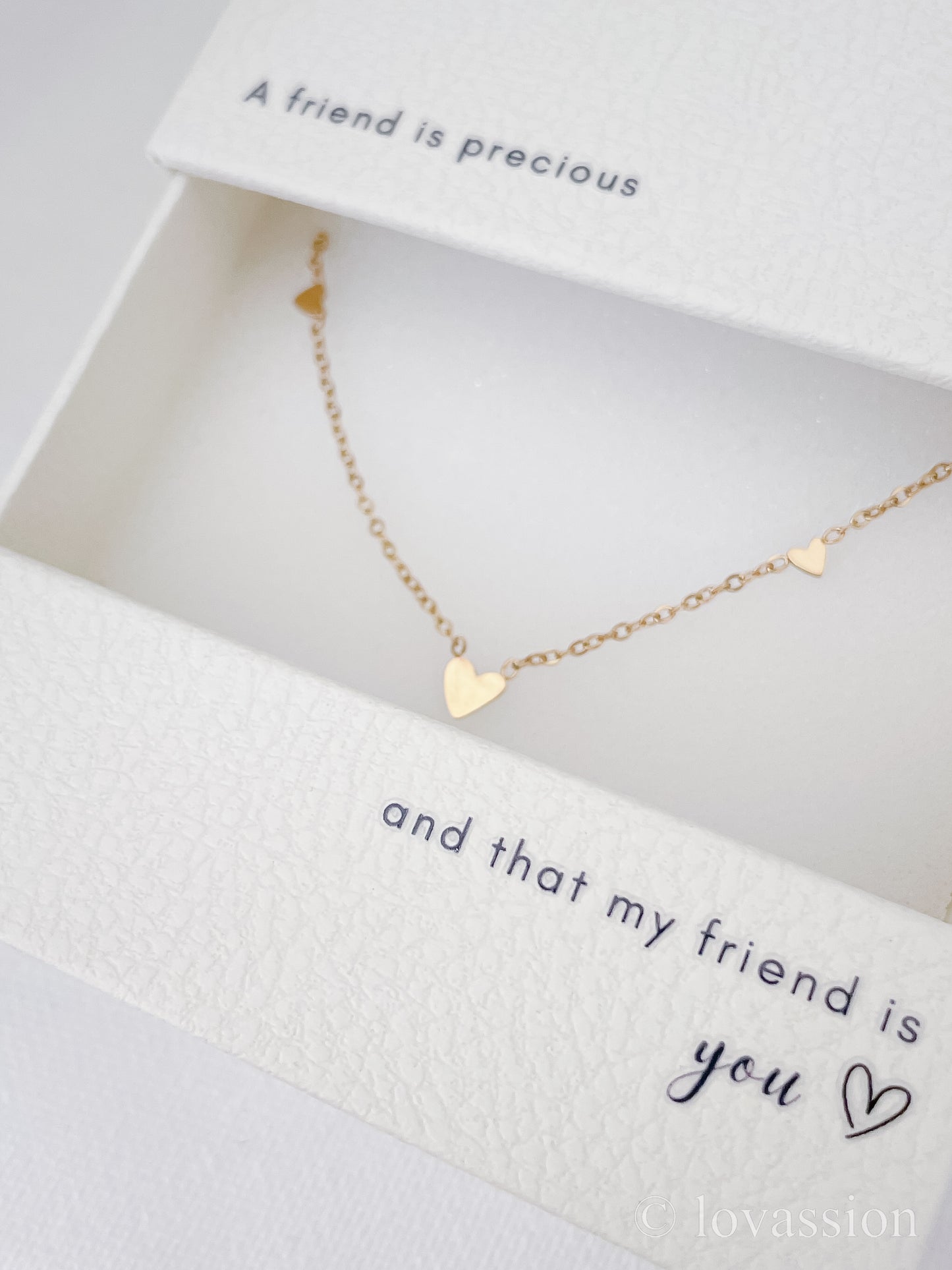 Collier médaillon petit cœur 14 carats