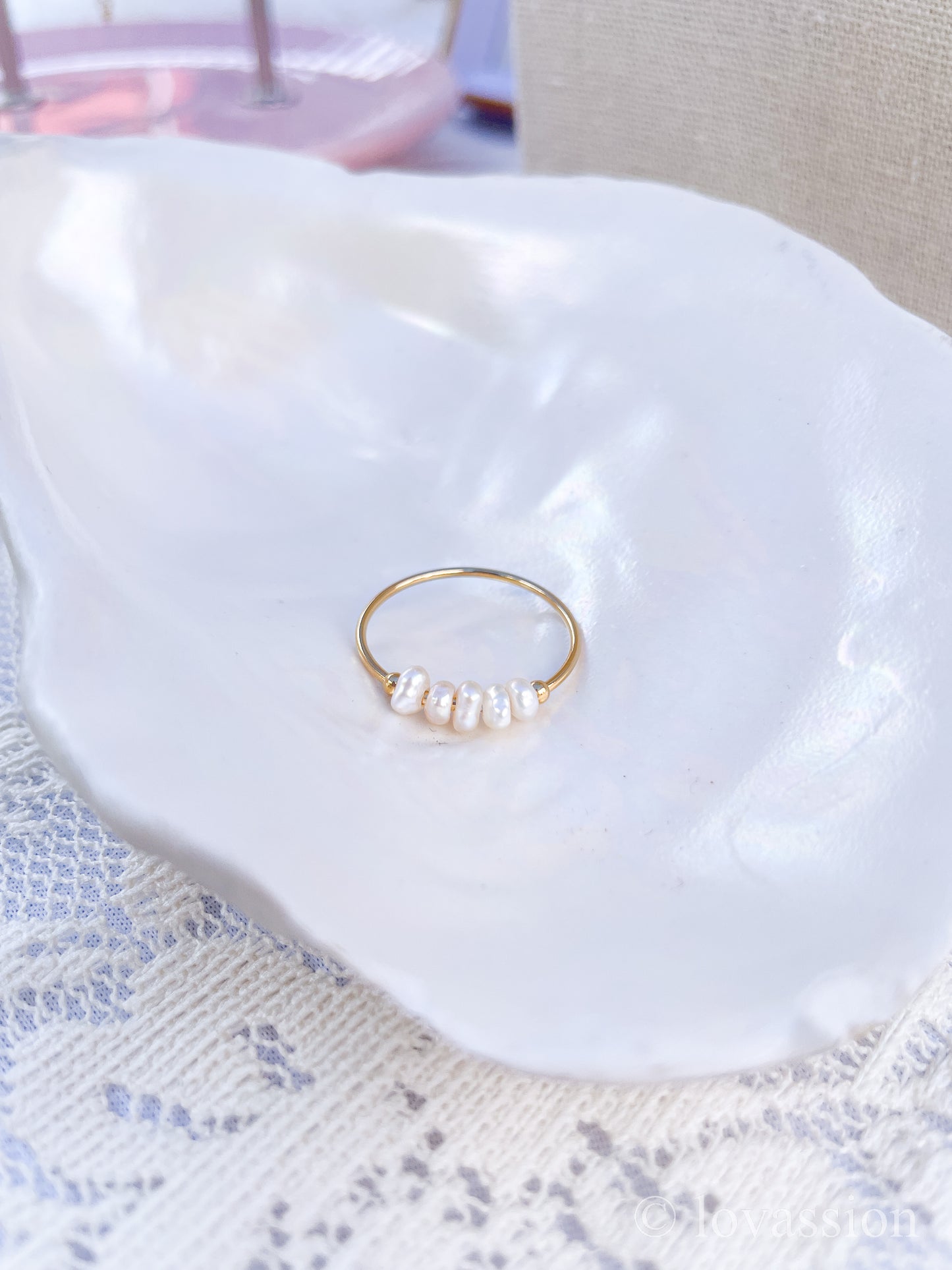 Bague à pois 14 carats et bague empilable de perles