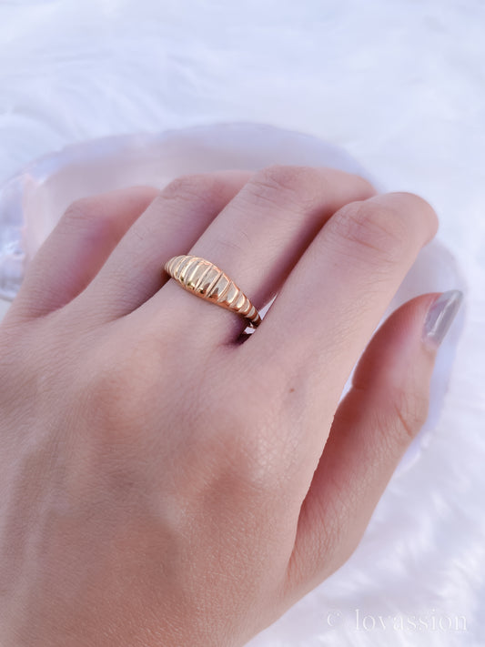 14K Croissant Ring | Waterproof Jewelry