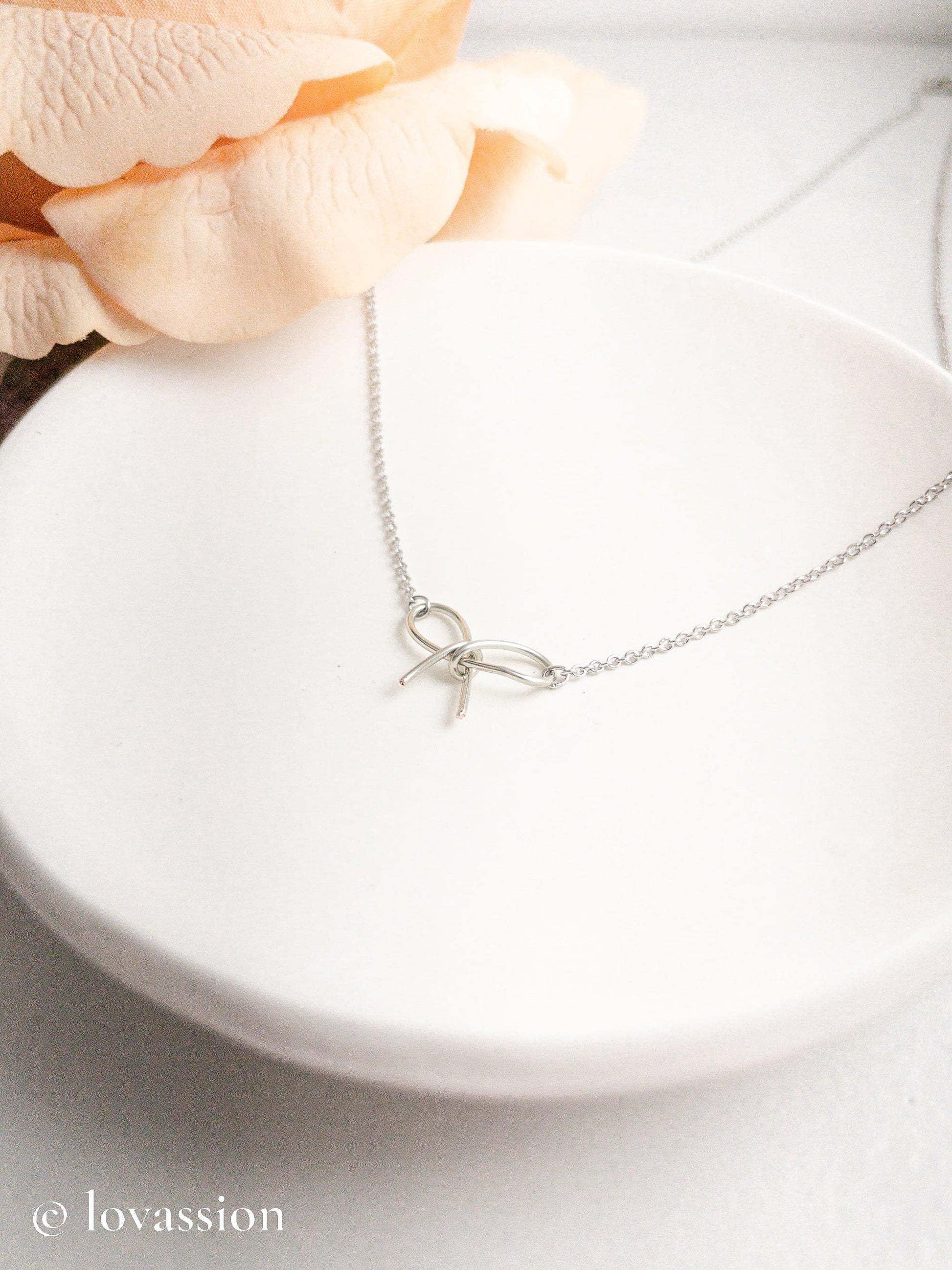 Tie the Knot Bow Necklace | 14K Bridesmaid Jewelry - Lovassion